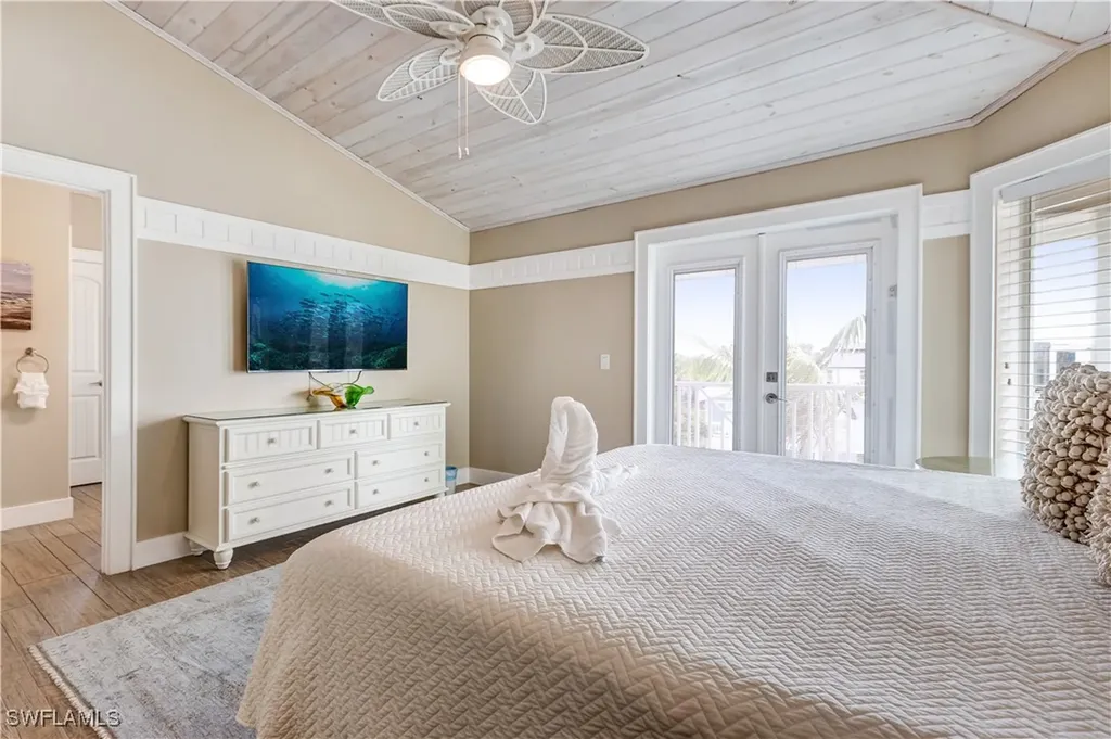 571 Palermo Circle Fort Myers Beach FL 33931