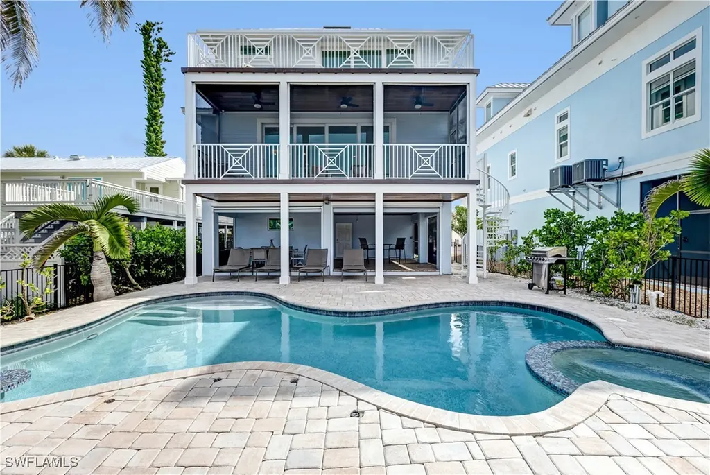 571 Palermo Circle Fort Myers Beach FL 33931