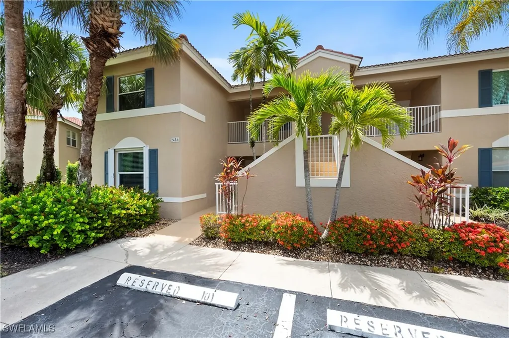 2456 Millcreek Lane Naples FL 34119