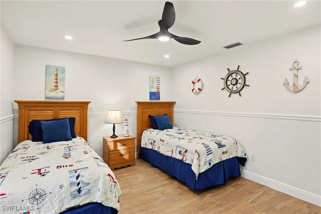 339 Landmark Street Marco Island FL 34145