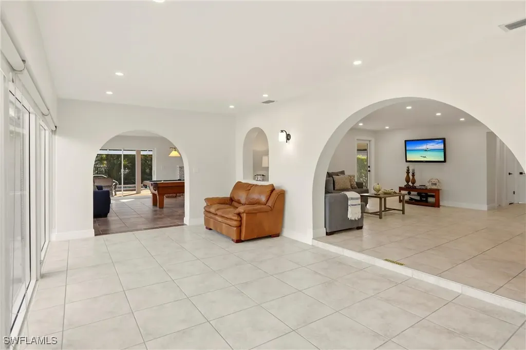 339 Landmark Street Marco Island FL 34145