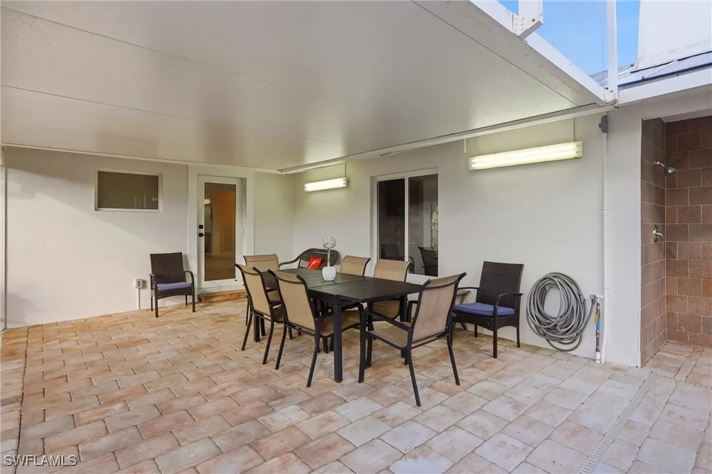 339 Landmark Street Marco Island FL 34145