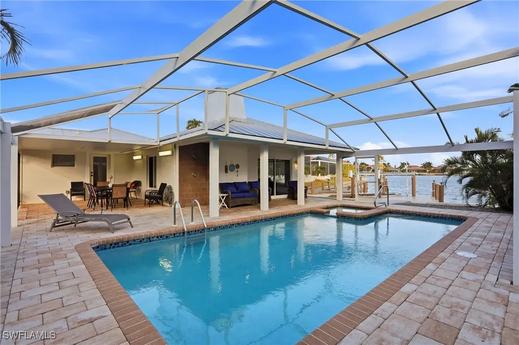 339 Landmark Street Marco Island FL 34145