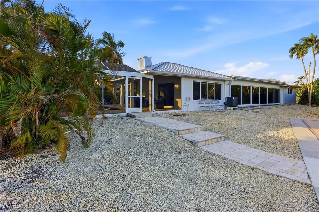 339 Landmark Street Marco Island FL 34145