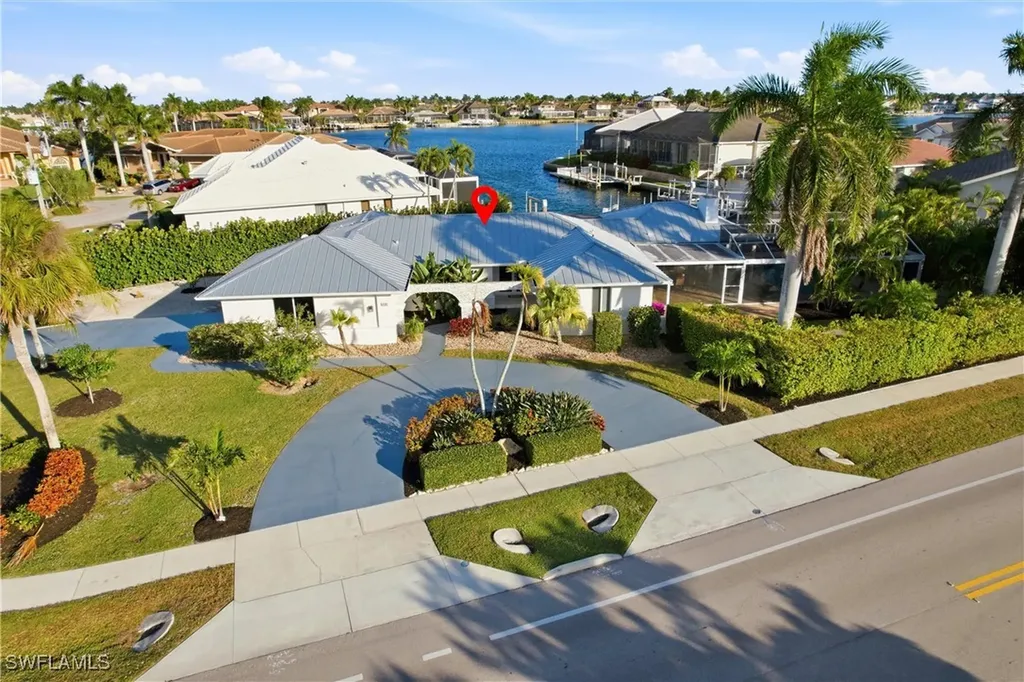 339 Landmark Street Marco Island FL 34145