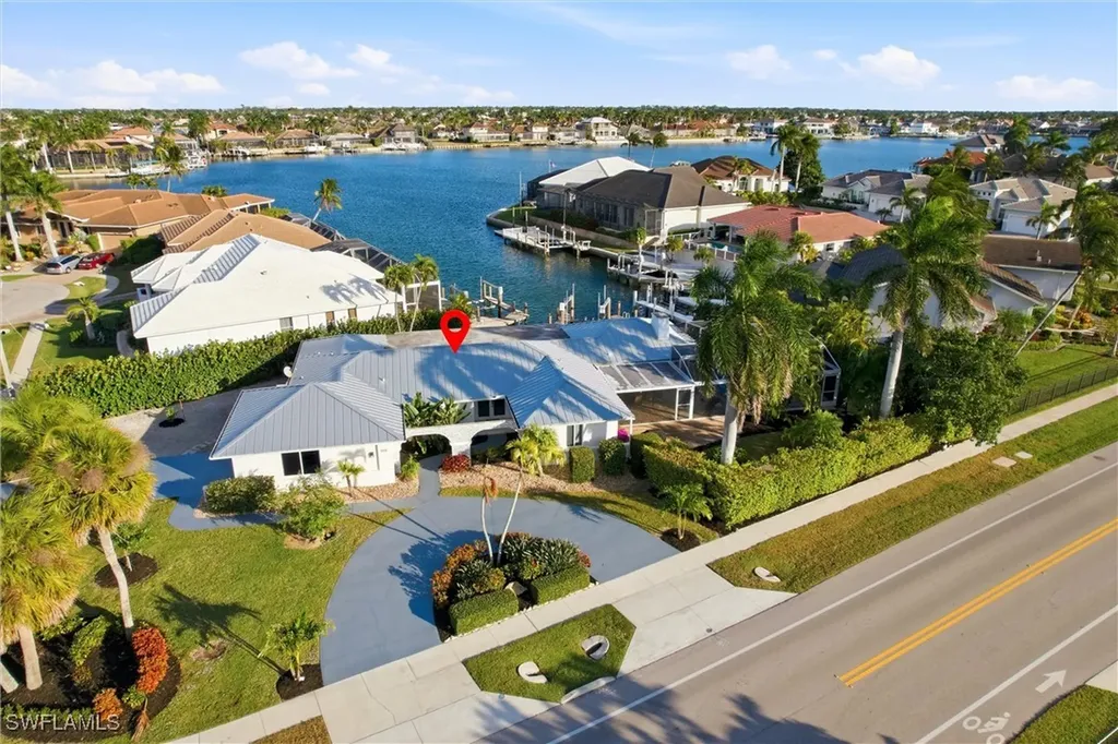 339 Landmark Street Marco Island FL 34145