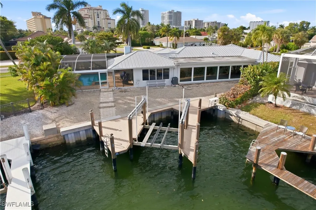 339 Landmark Street Marco Island FL 34145