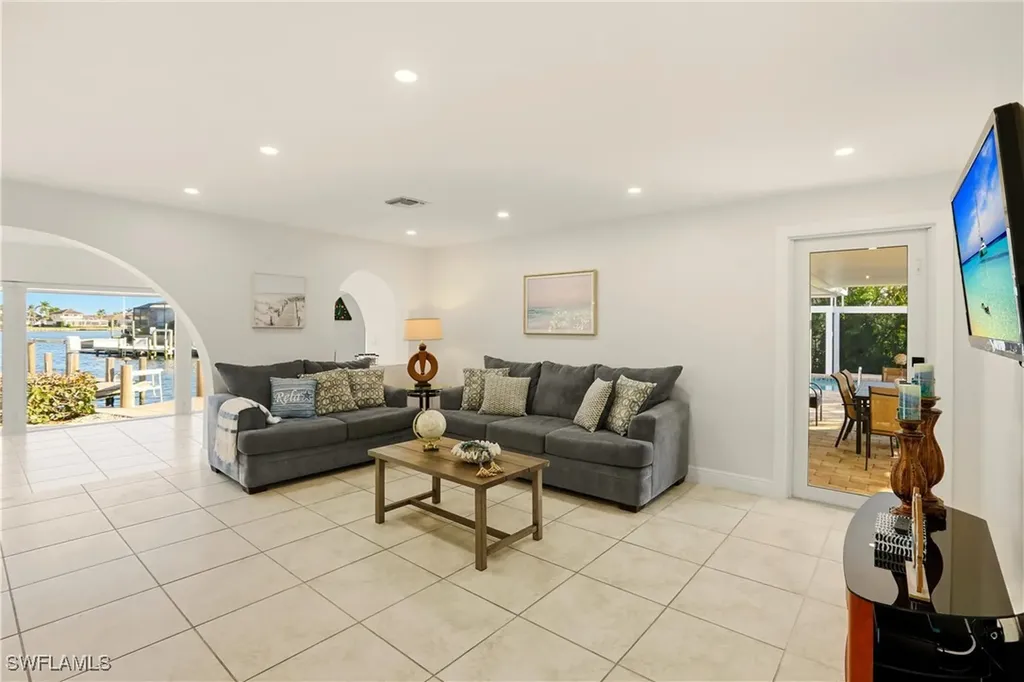339 Landmark Street Marco Island FL 34145
