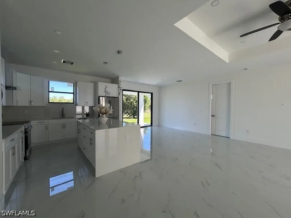 2563 47th Avenue NE Naples FL 34120