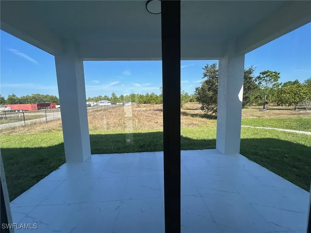 2563 47th Avenue NE Naples FL 34120