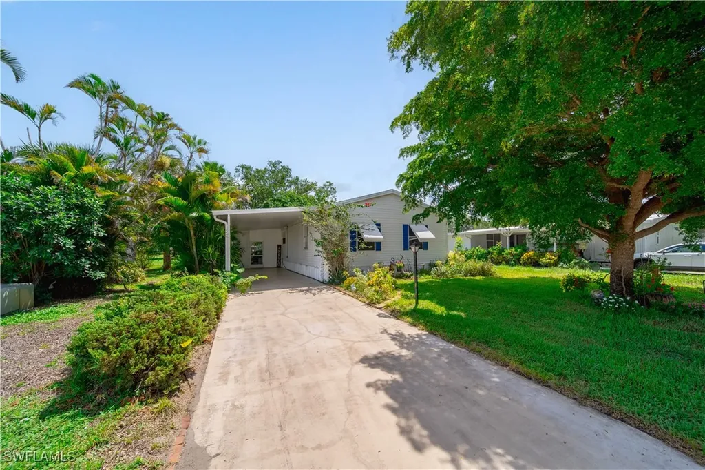 433 Riviera Boulevard W Naples FL 34112