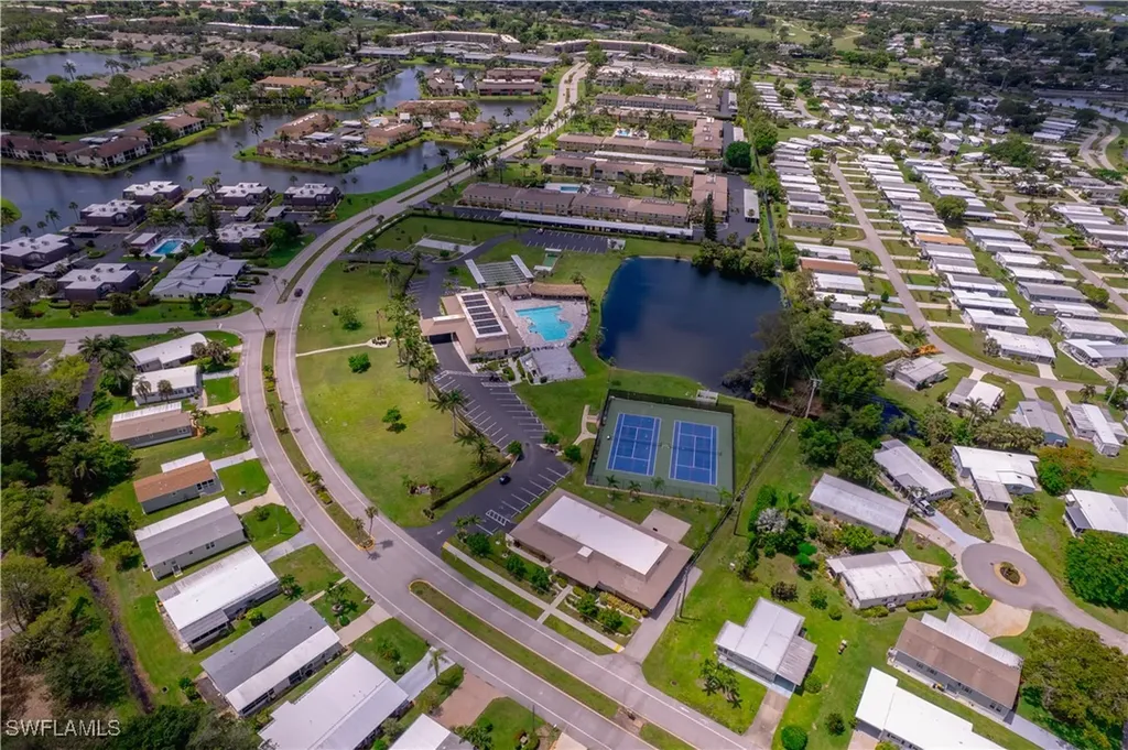 433 Riviera Boulevard W Naples FL 34112