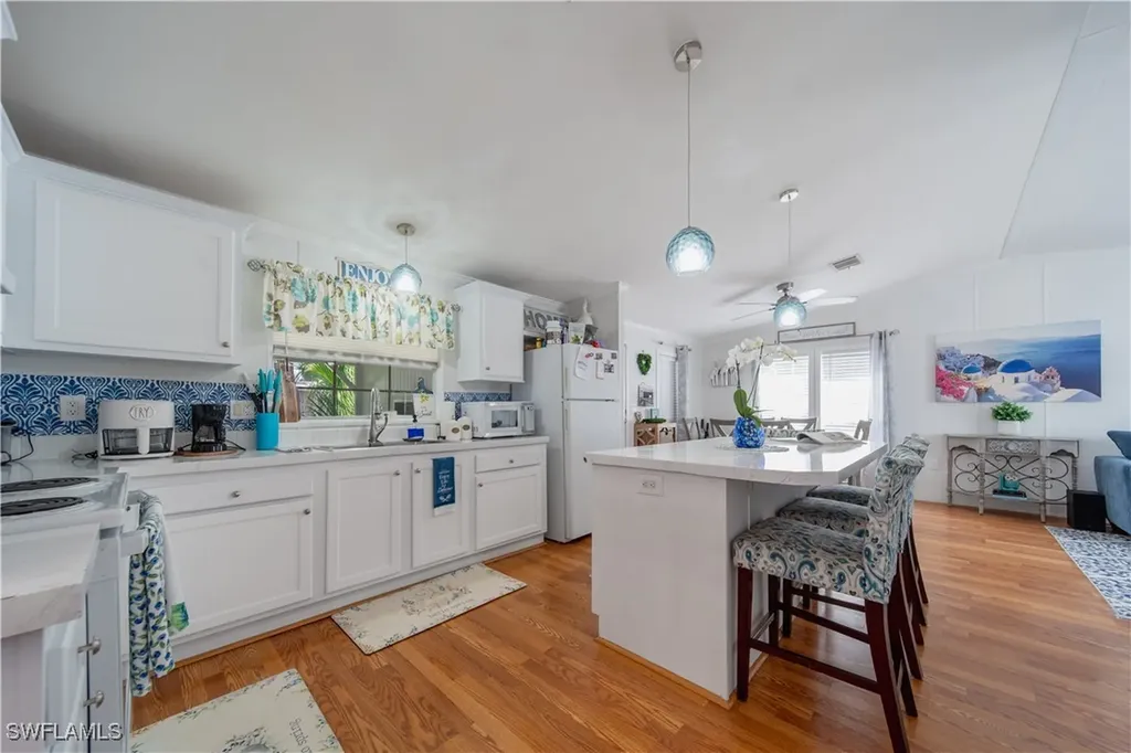 433 Riviera Boulevard W Naples FL 34112