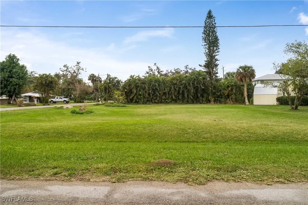 14825 Oakwood Court Fort Myers FL 33905