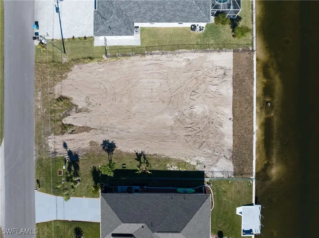 3111 SW 25th Avenue Cape Coral FL 33914