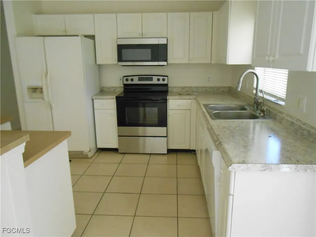 335 Pinehurst Avenue Lehigh Acres FL 33974