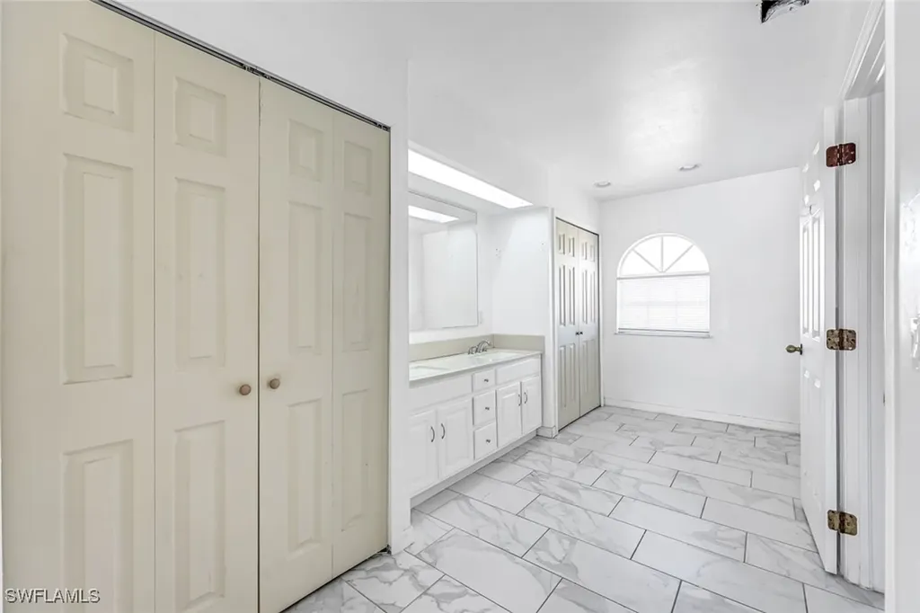 811 Jefferson Avenue Lehigh Acres FL 33936