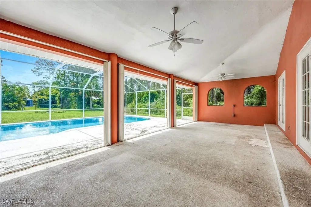 811 Jefferson Avenue Lehigh Acres FL 33936