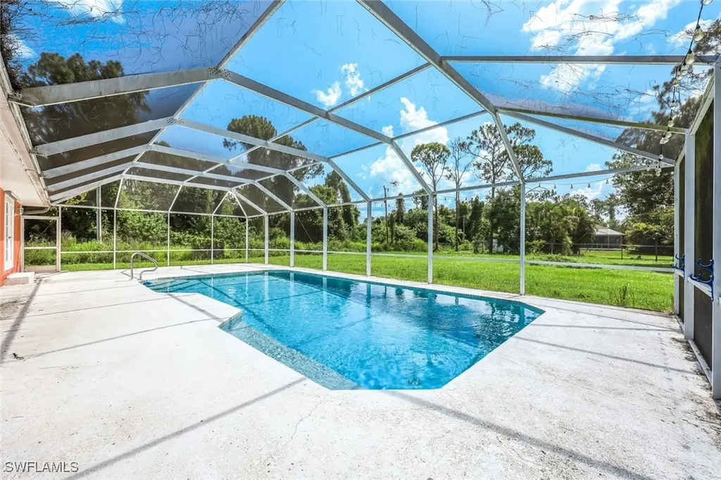 811 Jefferson Avenue Lehigh Acres FL 33936