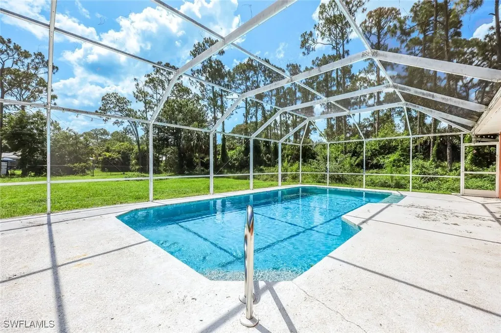811 Jefferson Avenue Lehigh Acres FL 33936