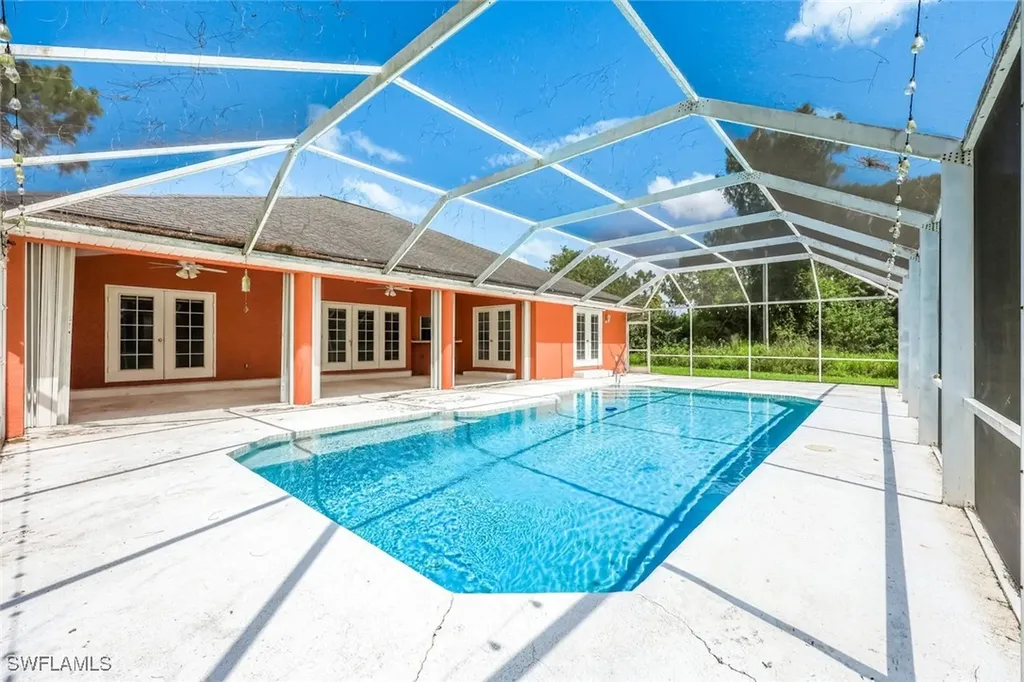 811 Jefferson Avenue Lehigh Acres FL 33936