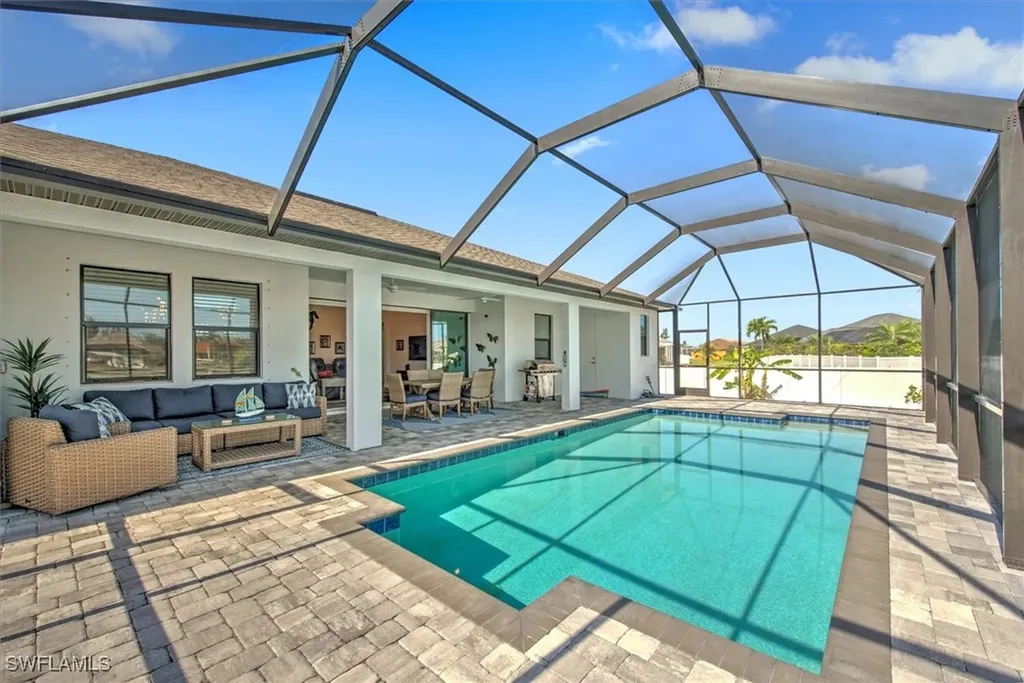 3527 SW 4th Lane Cape Coral FL 33991