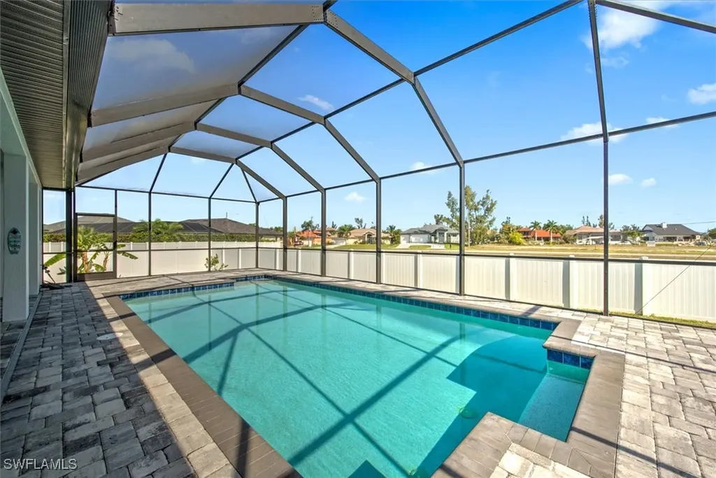 3527 SW 4th Lane Cape Coral FL 33991