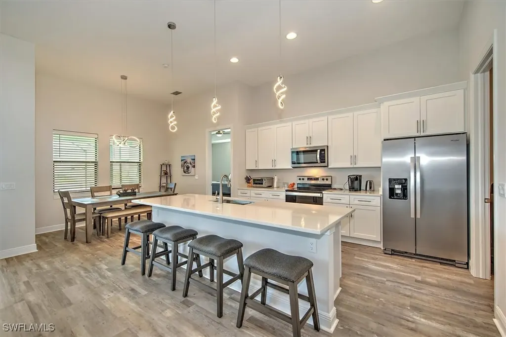 3527 SW 4th Lane Cape Coral FL 33991
