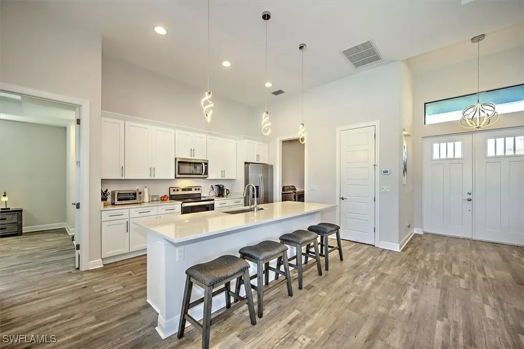 3527 SW 4th Lane Cape Coral FL 33991