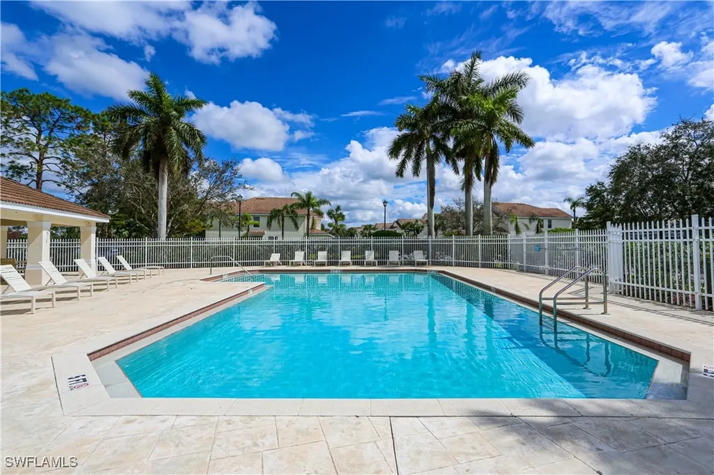 937 Hampton Circle Naples FL 34105