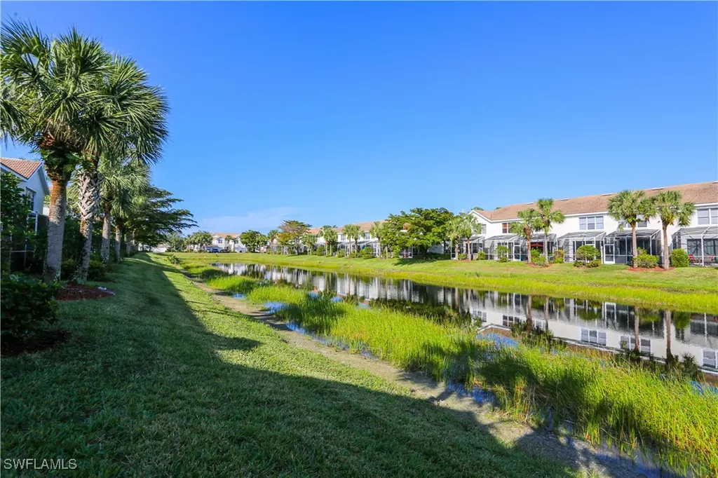 937 Hampton Circle Naples FL 34105