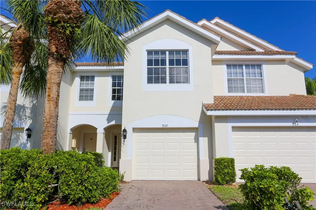 937 Hampton Circle Naples FL 34105