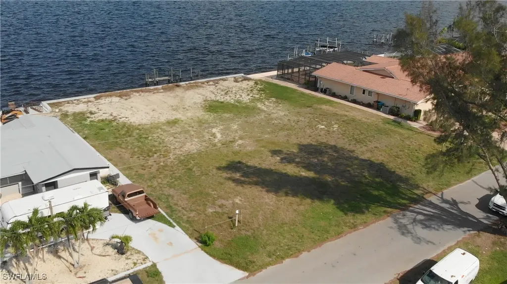 5909 SW 1st Avenue Cape Coral FL 33914