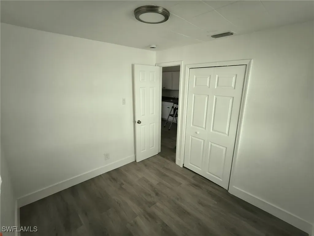3343-3347 Dora Street Fort Myers FL 33916