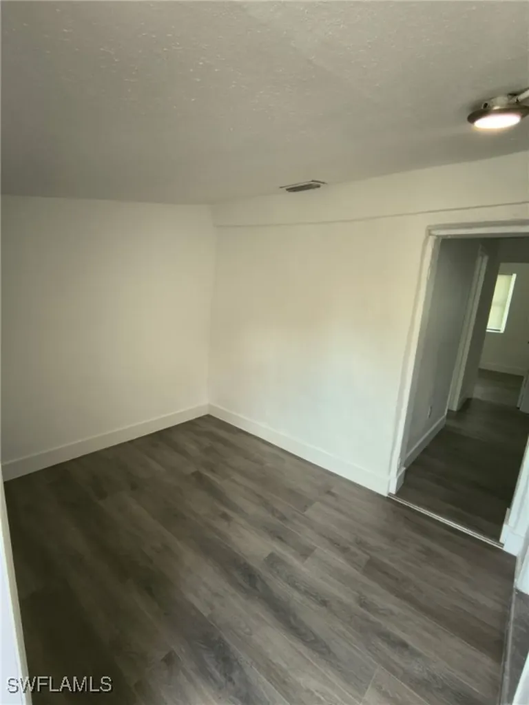 3343-3347 Dora Street Fort Myers FL 33916