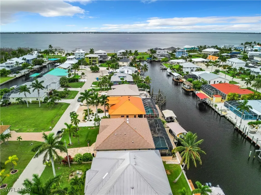 2389 Cherimoya Lane St. James City FL 33956