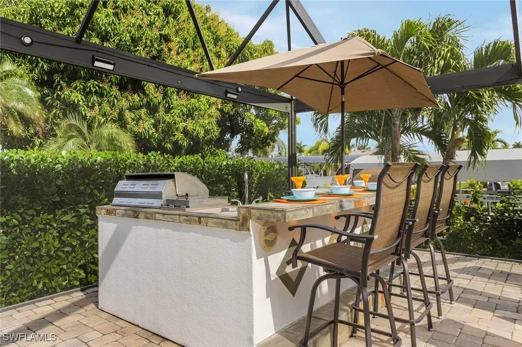5325 Delano Court Cape Coral FL 33904