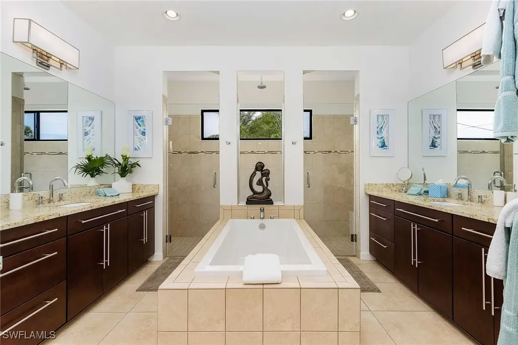 5325 Delano Court Cape Coral FL 33904