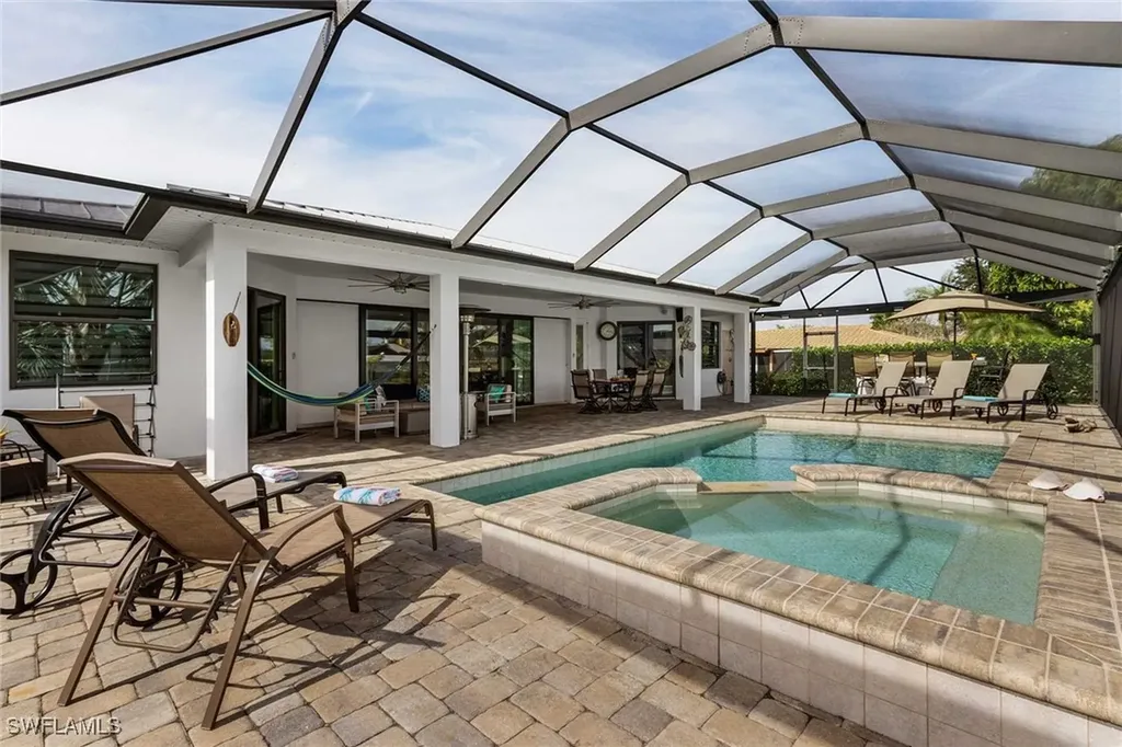 5325 Delano Court Cape Coral FL 33904
