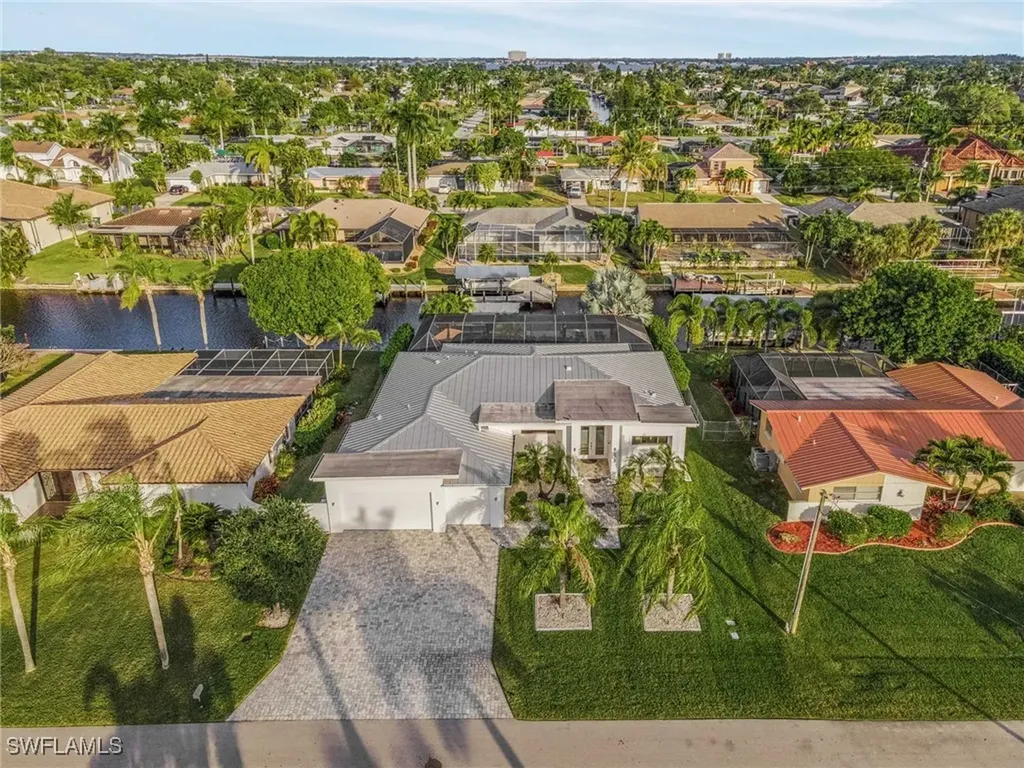 5325 Delano Court Cape Coral FL 33904