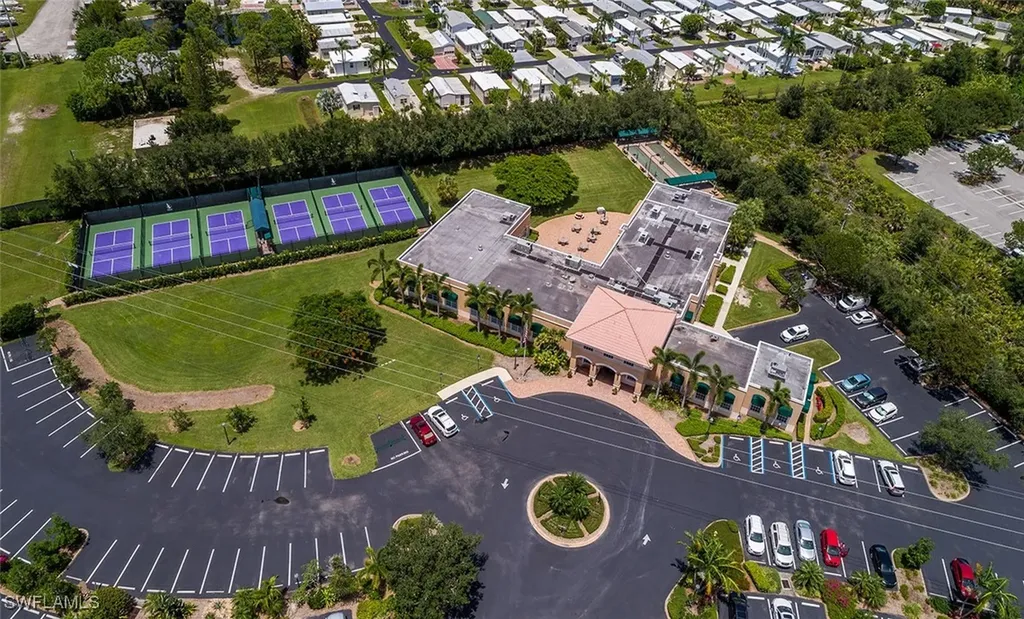 24320 Sandpiper Isle Way Bonita Springs FL 34134