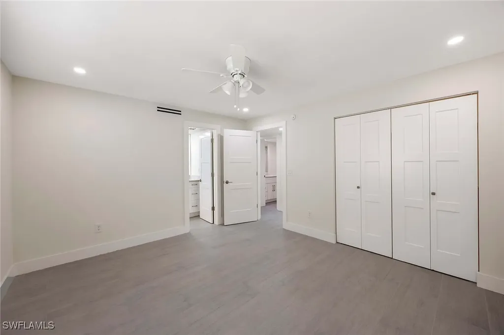 1155 Sandpiper Street Naples FL 34102