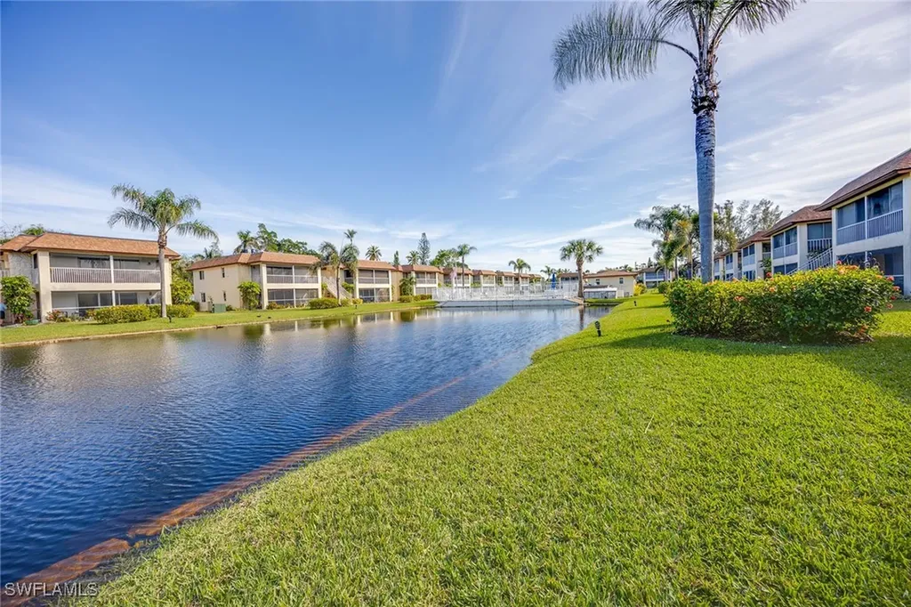 1155 Sandpiper Street Naples FL 34102