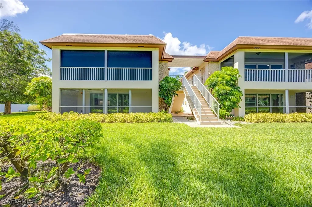 1155 Sandpiper Street Naples FL 34102