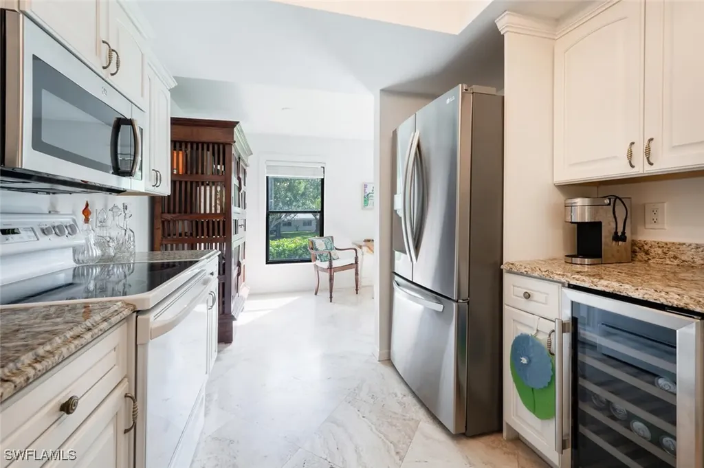 1080 6th Street S Naples FL 34102