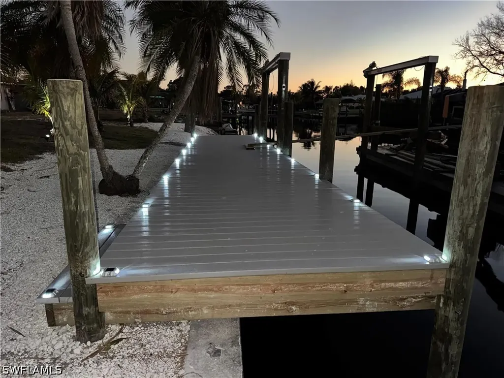 2231 Isle Of Pines Avenue Fort Myers FL 33905