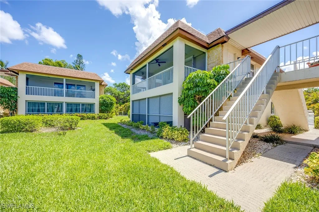 1155 Sandpiper Street Naples FL 34102