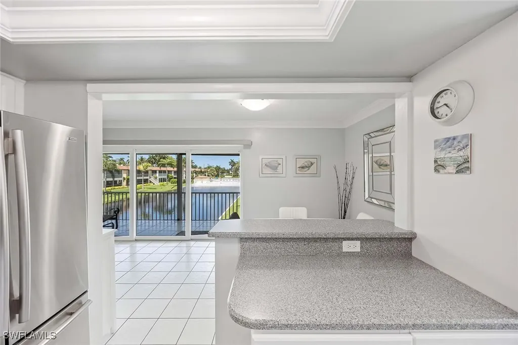 1155 Sandpiper Street Naples FL 34102