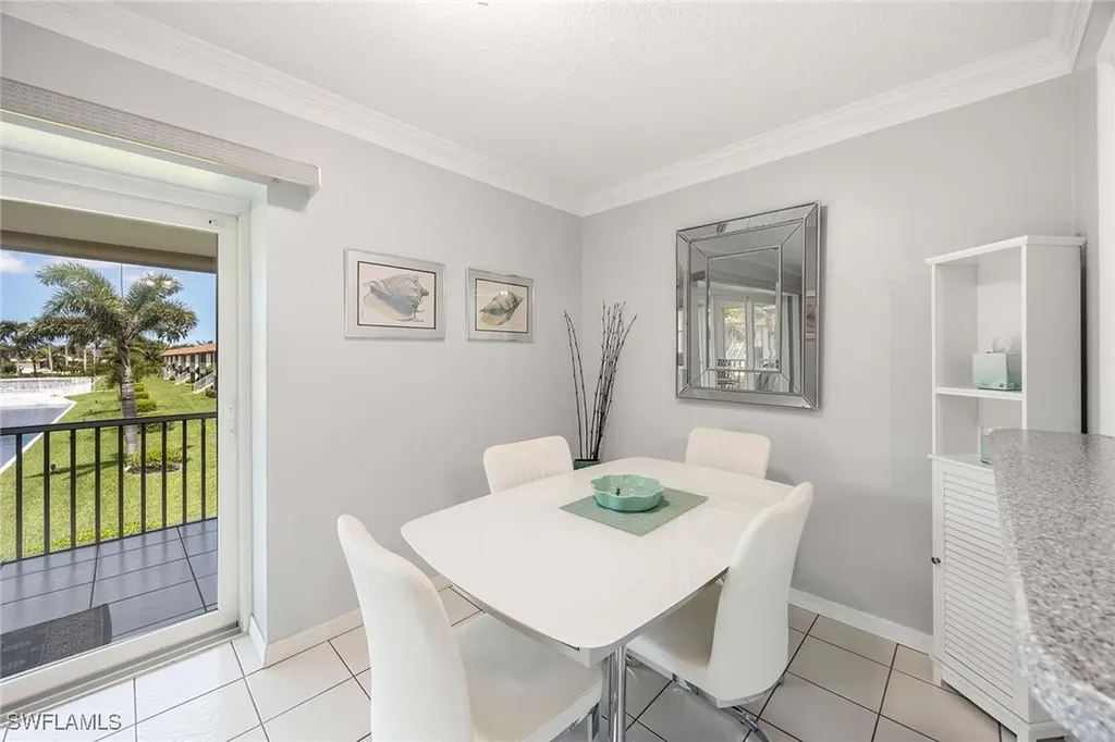 1155 Sandpiper Street Naples FL 34102