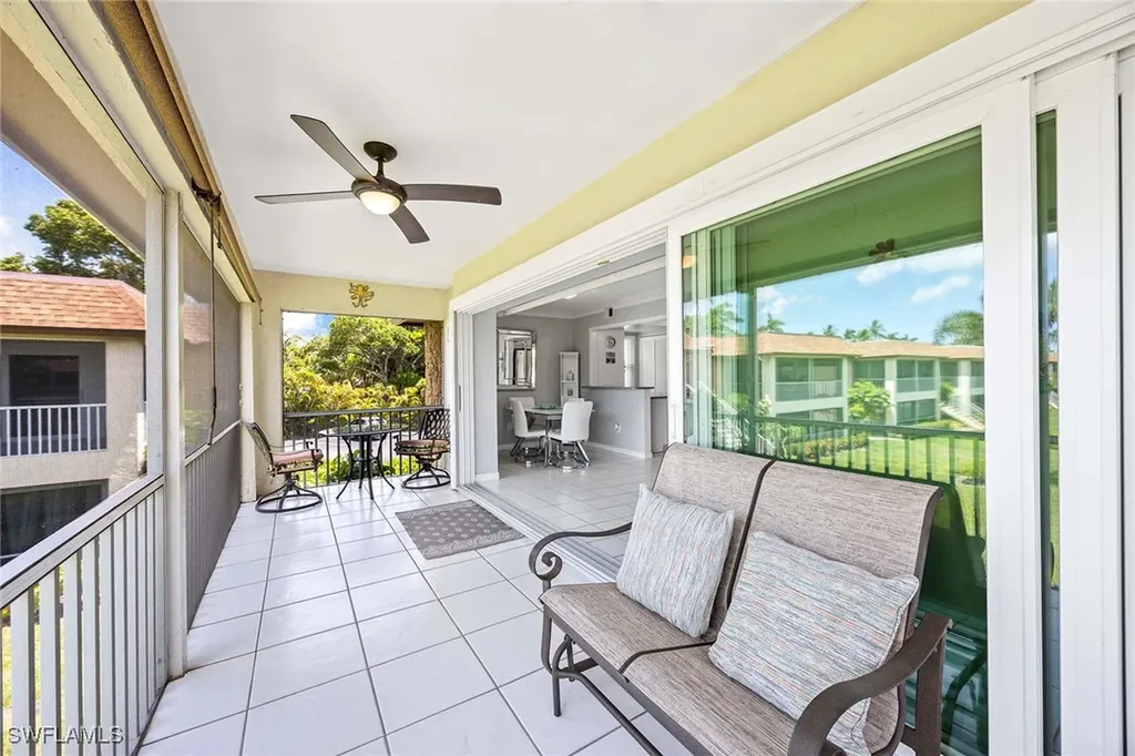 1155 Sandpiper Street Naples FL 34102